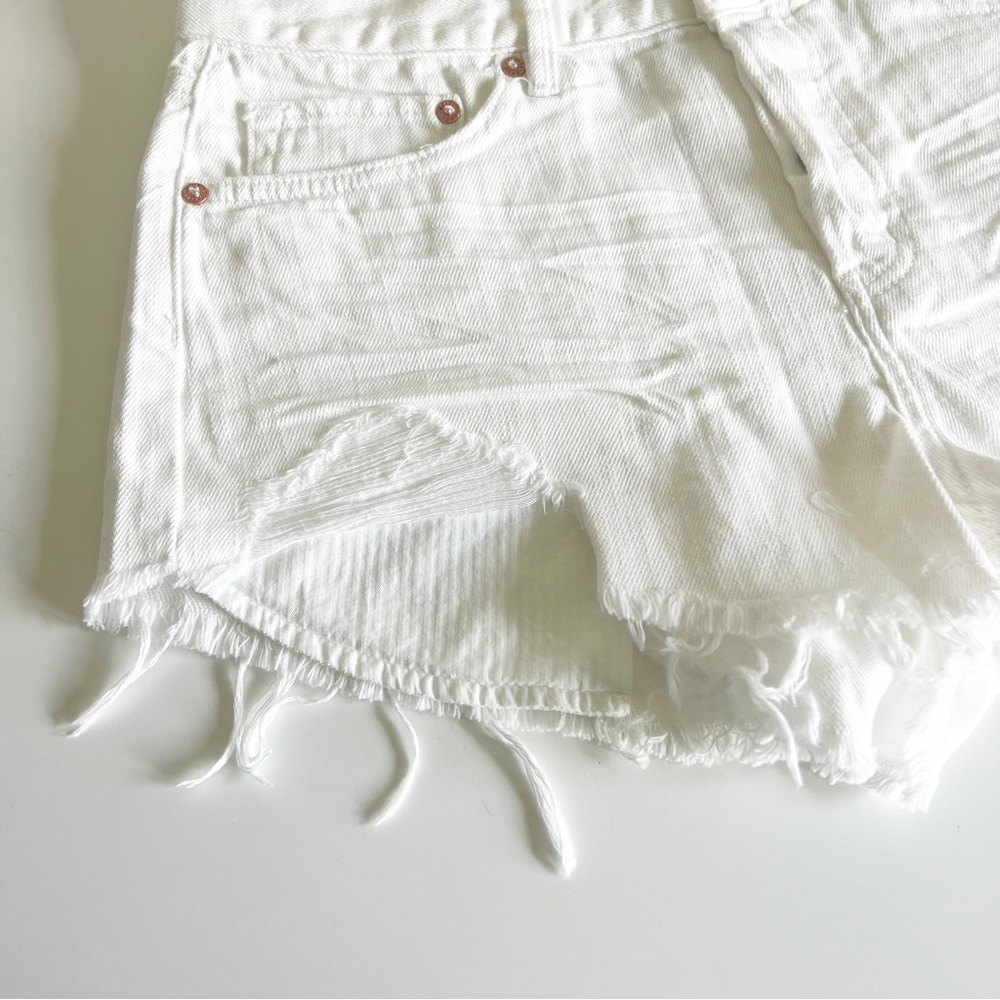 Free People Loving Good Vibrations Denim Cutoff Shorts Spring White 29 NWT - Picture 7 of 12